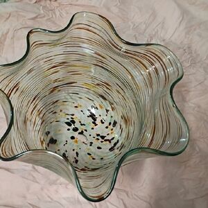 Elegant Swirled Glass Vase